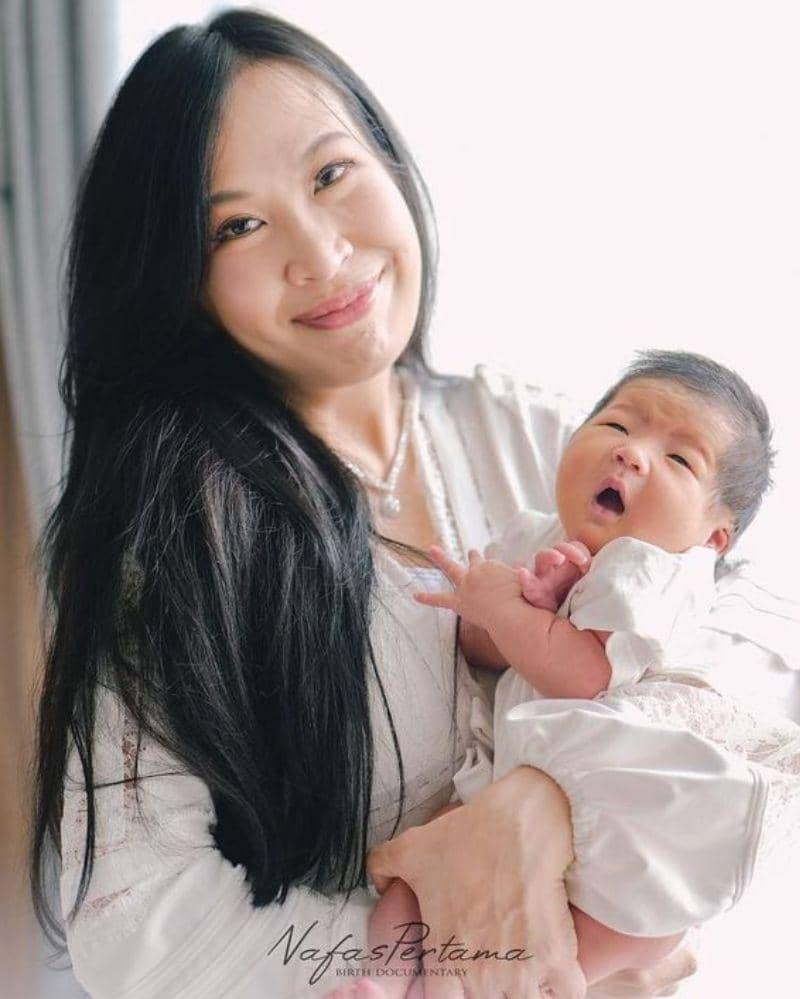 Instagram.com/louissescarlett